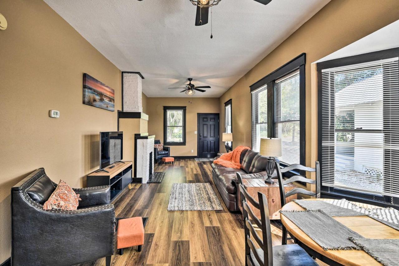 Downtown Deland Home Walk To Stetson University! Exterior photo