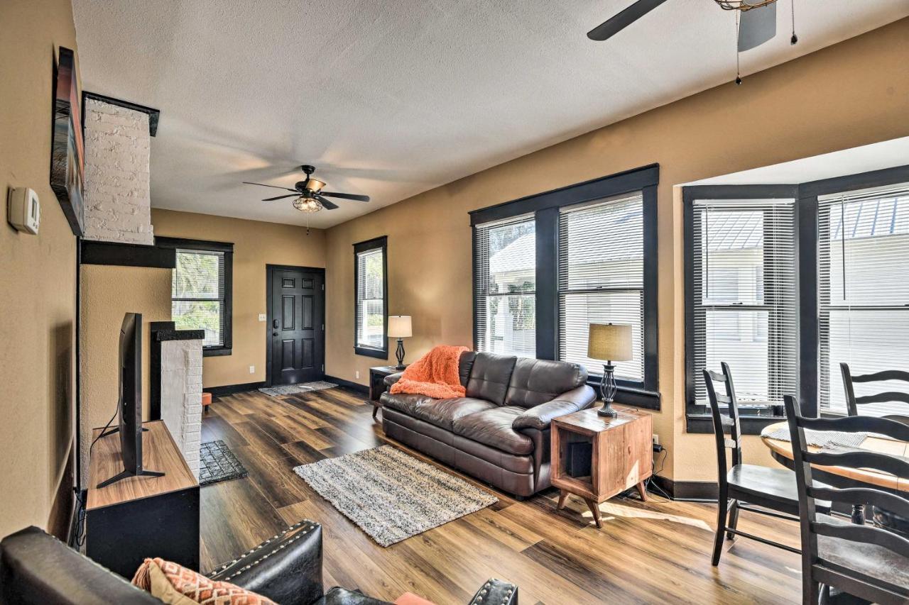Downtown Deland Home Walk To Stetson University! Exterior photo